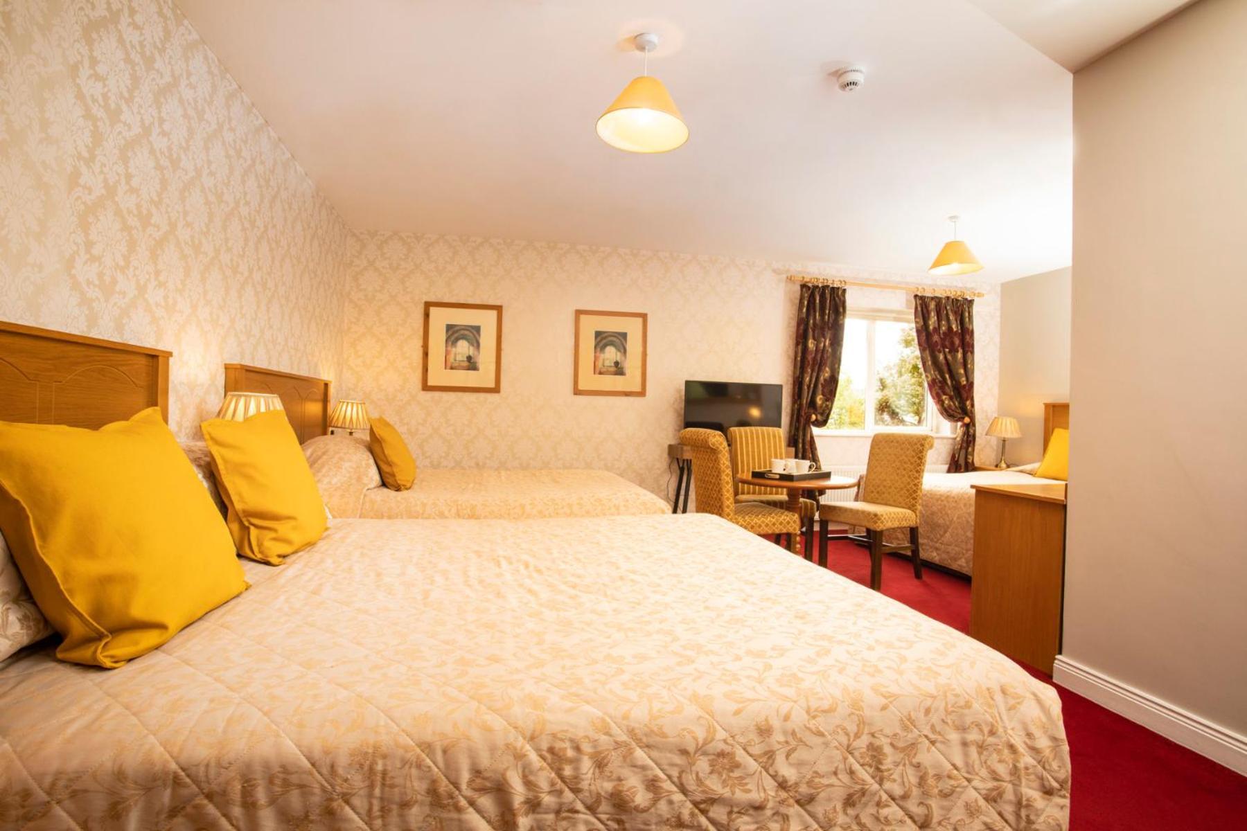 Отель Donegal Manor Донегол Экстерьер фото